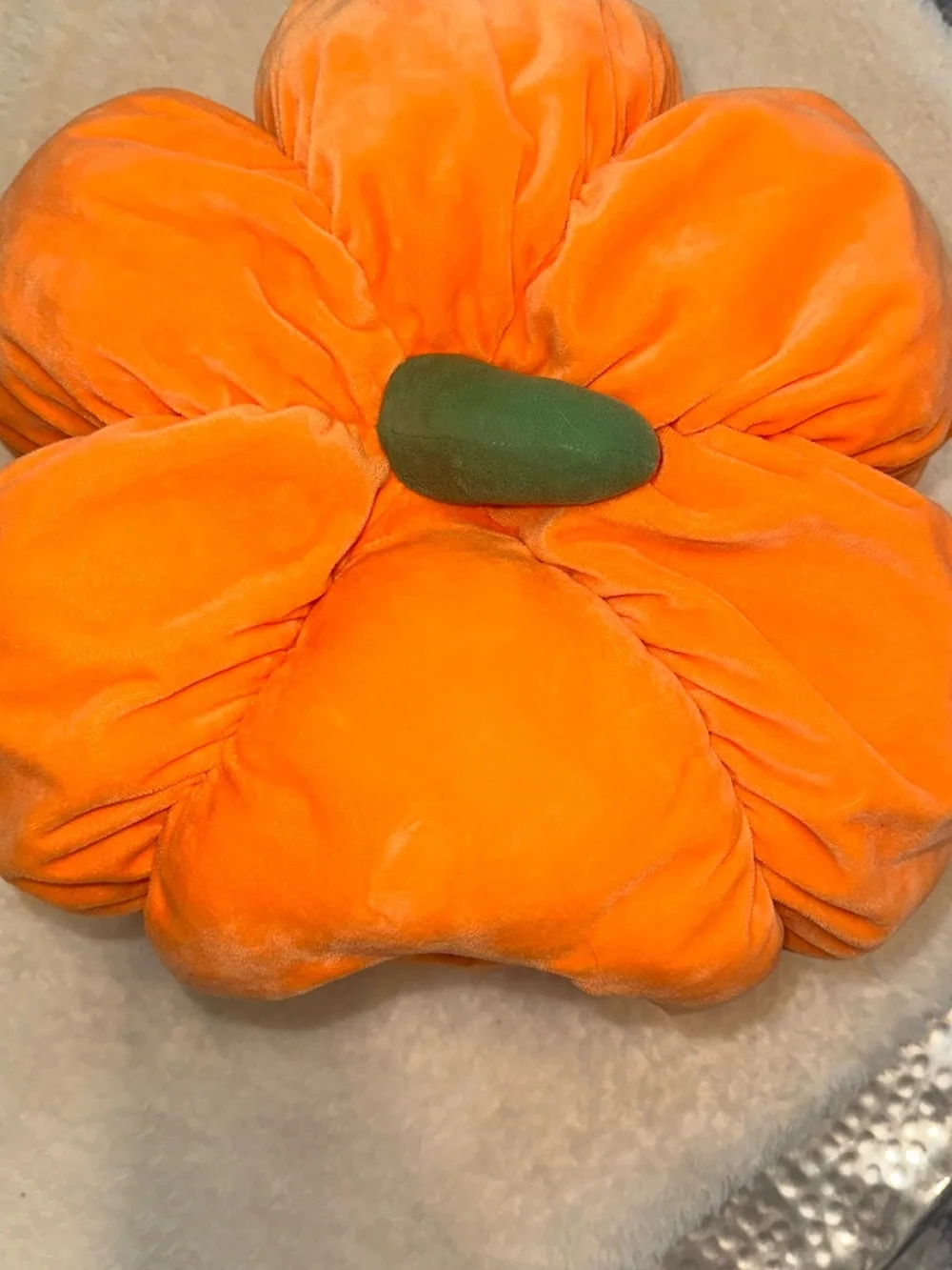 Plush Pumpkin Cat Hideout